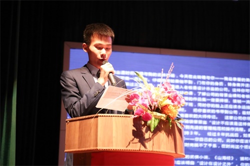 华光学院校友讲坛开讲啦