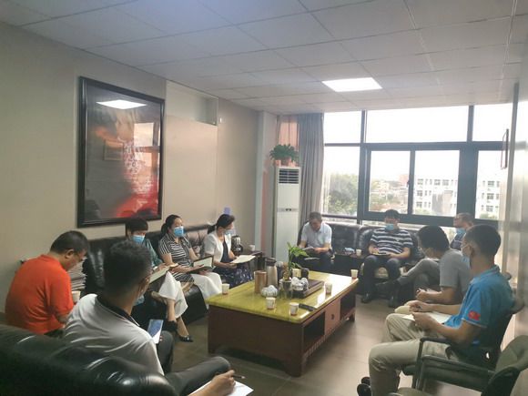 疫情防控,我们在行动丨校领导每天召开疫情防控工作会