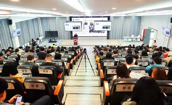 我校召开第六届学术研讨会