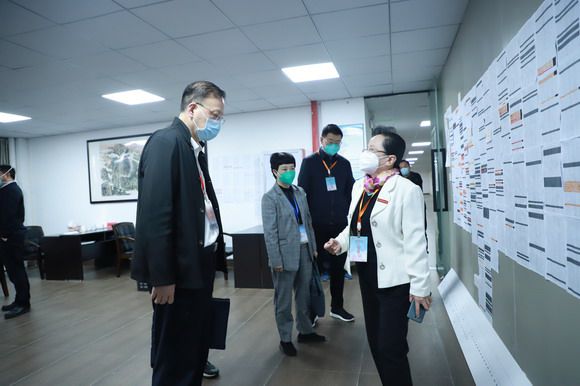 省、市教育主管部门领导莅临我校检查指导疫情防控工作
