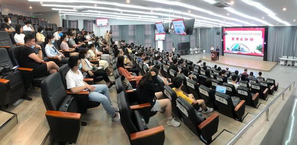 奋斗新征程,创造新业绩——我校召开2021-2022学年第二学期期末工作大会
