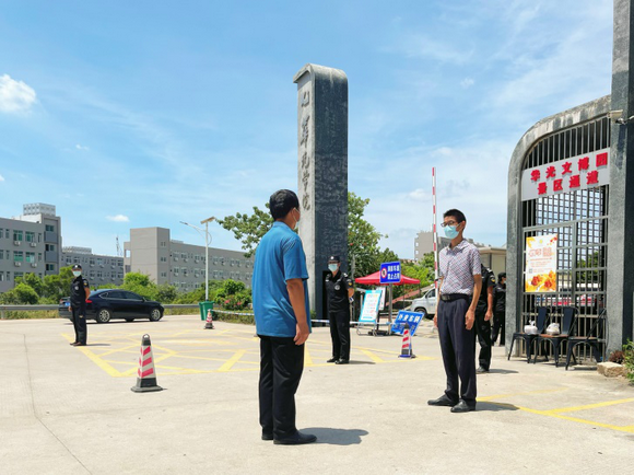 我校组织开展2022年秋季开学疫情防控应急处置演练