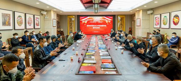 我校“二元制雕艺班”教学成果展暨毕业典礼圆满举行
