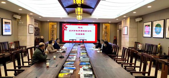 泉州市教育局四级调研员蔡玉霖一行莅校检查期初工作
