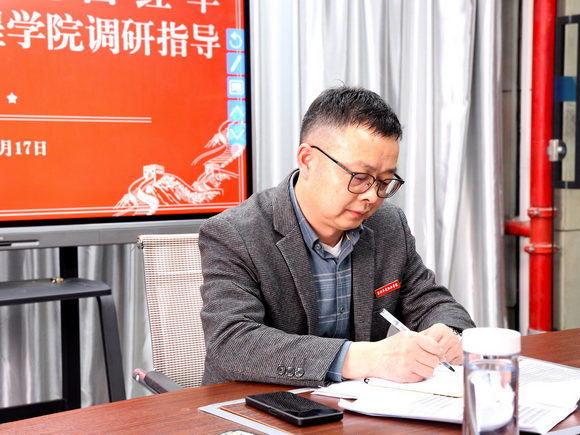 深学争优、敢为争先、实干争效丨党委书记吕红军赴各二级学院调研指导工作