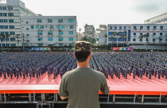 军训进行时，直击新生军训第一现场
