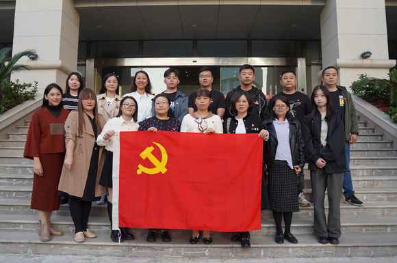 机关第一党支部赴台商投资区机关党建 体验馆开展主题党日活动