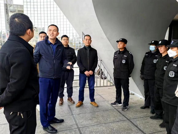 我校开展期末安全大检查