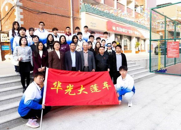 华光大蓬车走进接待回族村