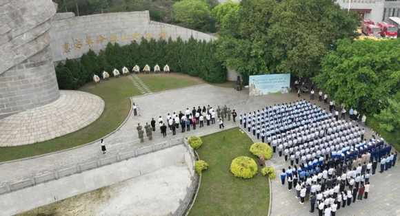 凝心铸魂｜健康管理学院参加惠安县“百园千校清明祭英烈”活动
