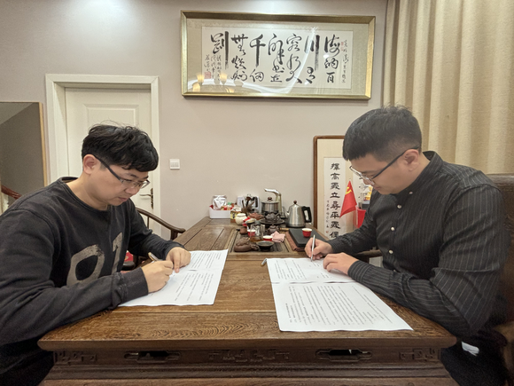 摄影与电影技术学院携手福建首登集团打造创新教育合作平台