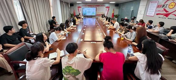 我校举行融媒体中心宣传工作培训会暨2024年网络安全宣传周工作会
