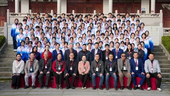 泉州华光职业学院第九次学生代表大会顺利召开