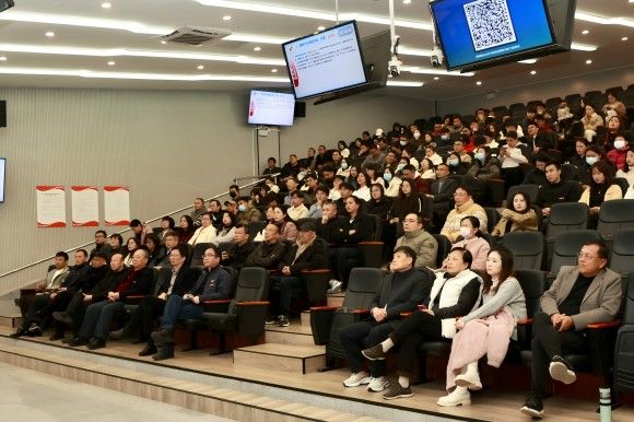 泉州华光职业学院召开2024-2025学年第二学期工作部署大会