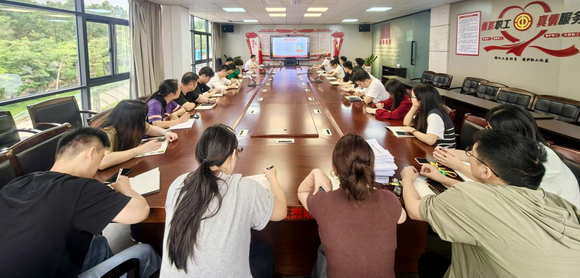 我校开展2025年宗教工作专题培训会