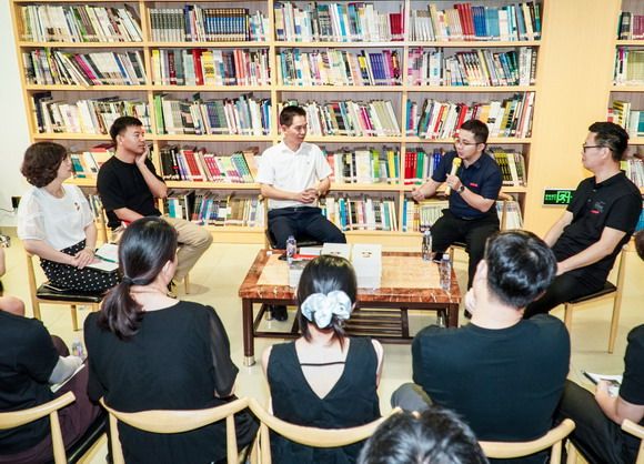 专题党课润心田,共迎七一庆华诞