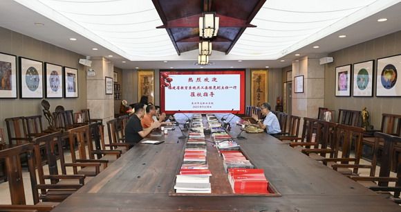 省教育系统关工委陈晃副主任一行莅临我校开展专题调研指导