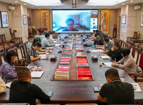 泉州华光职业学院召开专业调整论证会