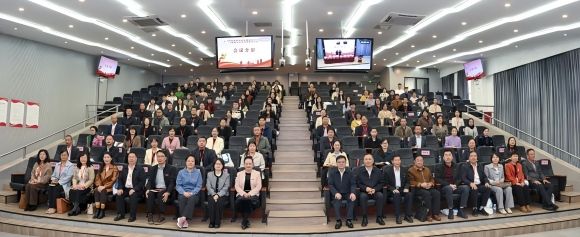 福建省高职高专院校思政课建设联盟2025年会暨职业学校思政课建设协作会议在泉州华光职业学院顺利召开