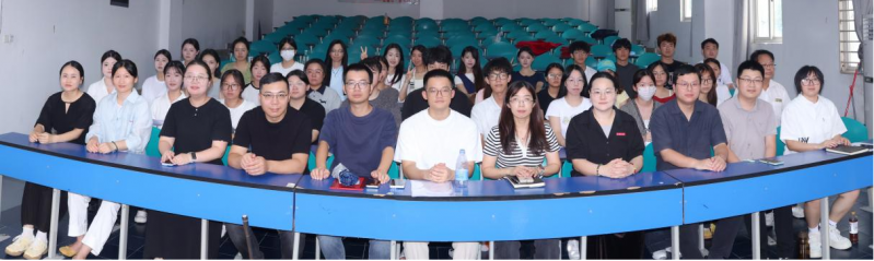 理论铸魂,薪火相传!读书社完成学年表彰与换届聘任