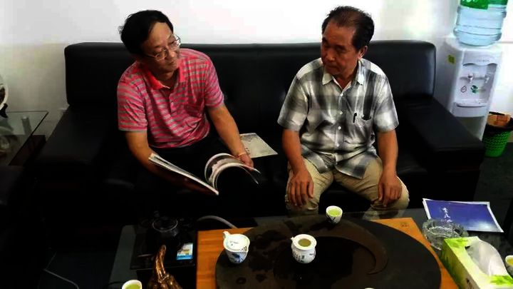 吴其萃董事长走访厦门大学出版社