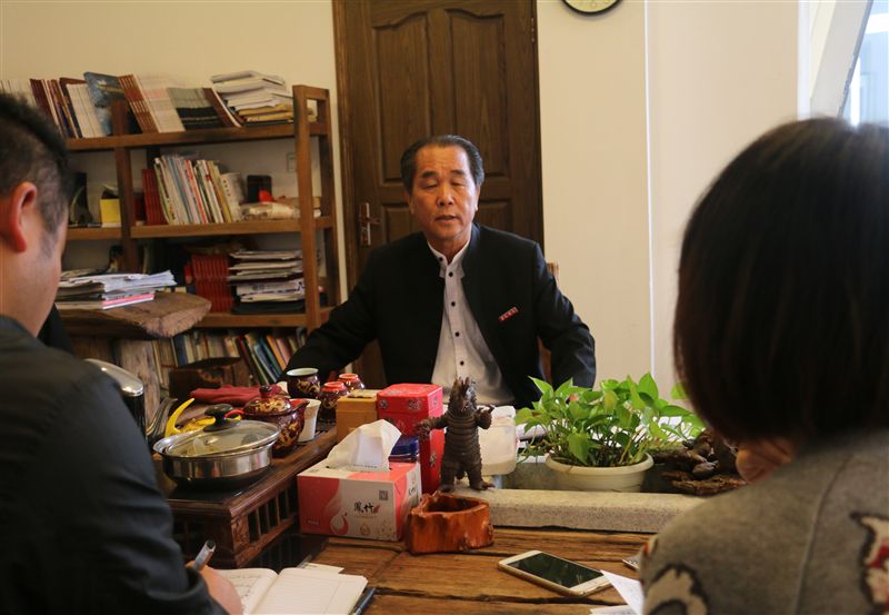 吴其萃董事长接受泉州晚报的采访