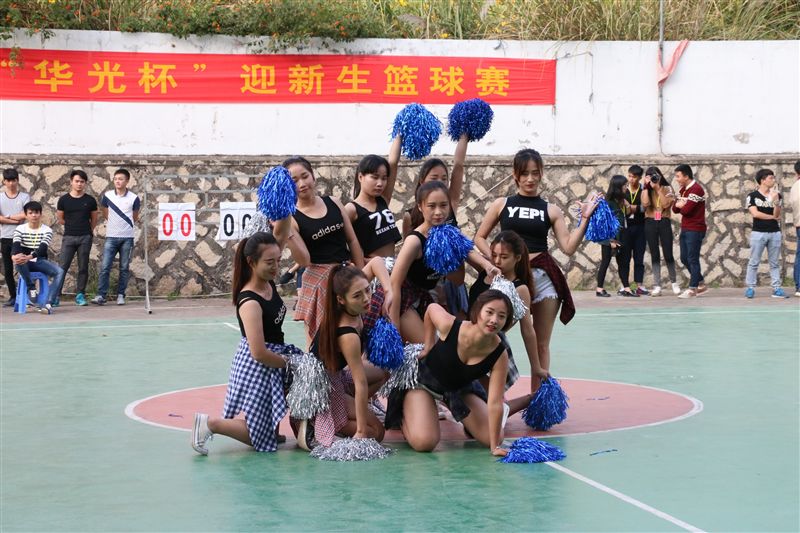 我院举行“华光杯”迎新生篮球赛决赛