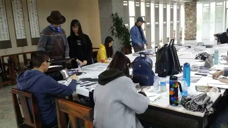 内蒙古大学艺术学院学生来我校游学