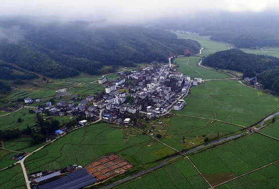 摄影学院泰宁开善乡开展教学实践与社会服务