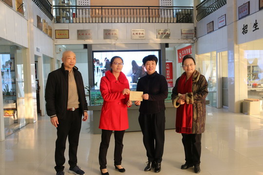 新春送温暖，慰问暖人心