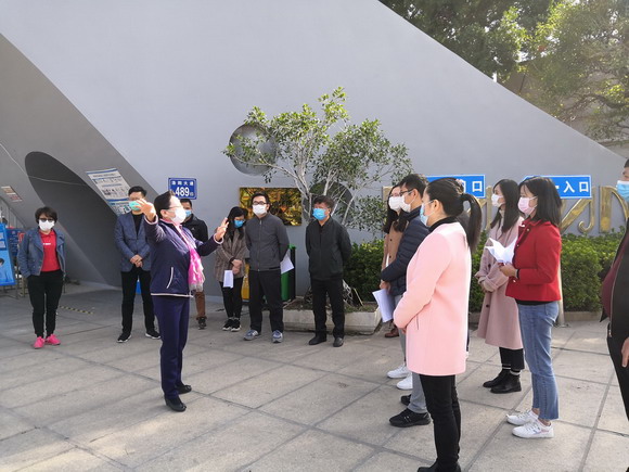 我校举行新冠肺炎疫情防控应急演练模拟活动