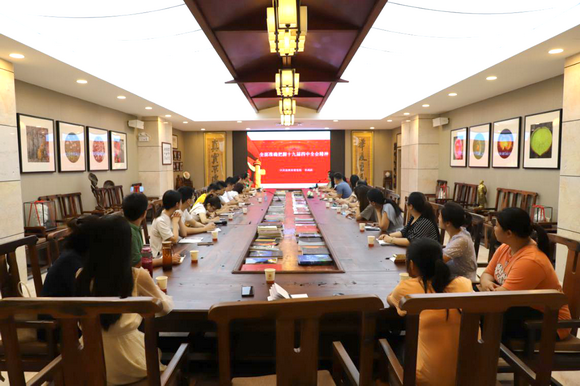 我校开展2020年党务工作培训会