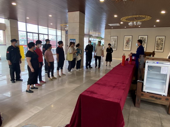 消防培训进校园 师生齐学保安全